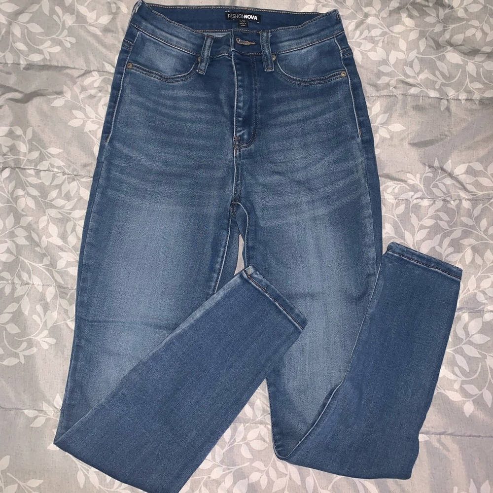 Heavenly Butt Lifter Skinny Jeans